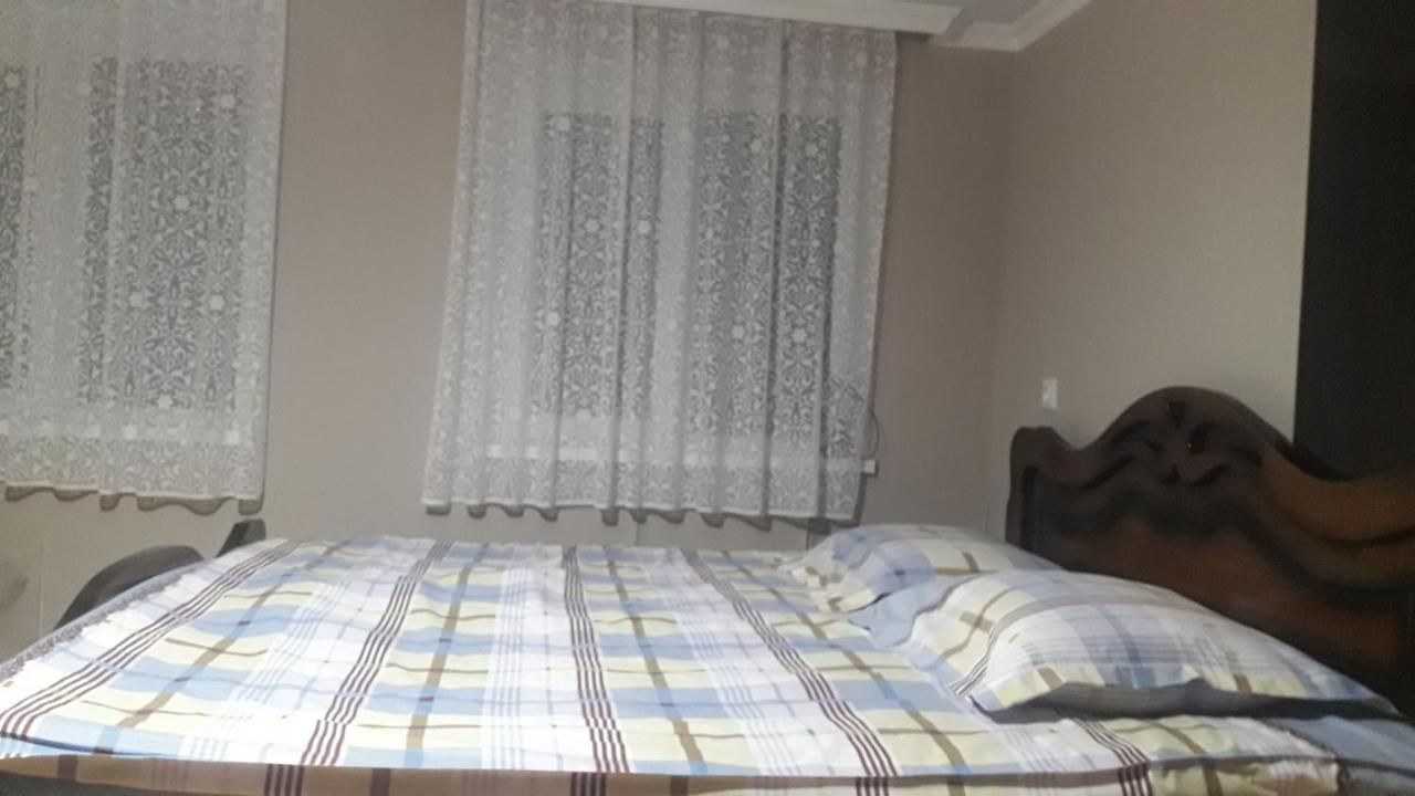 Ni- Ke Hotell Tskaltubo Rom bilde
